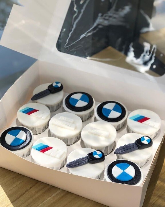 BMW Car Cupcakes 1