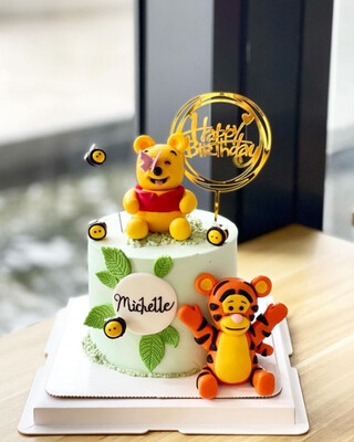Disney - Winnie the Pooh Cake 1