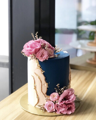 Cornflower Cake
