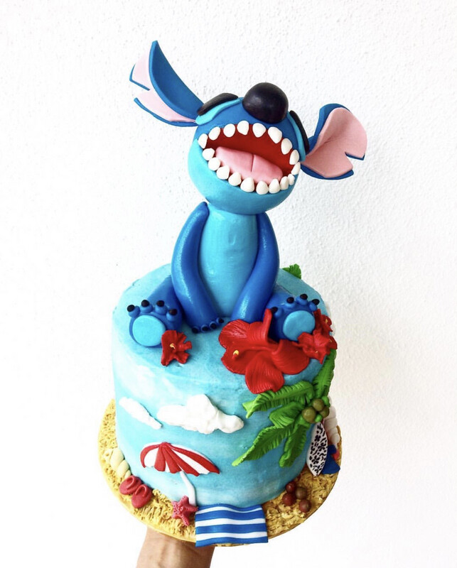 Disney - Lilo &amp; Stitch Cake 2