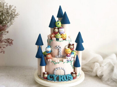 Disney - Tsum Tsum Castle Cake In 2 (WhatsApp Order) 