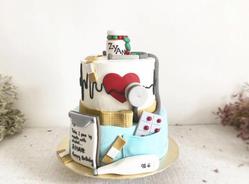 I’m Doctor Nurse Cake In 2 Or 3 Tiers Cake I’m Doctor Nurse Cake In 2 Or 3 Tiers Cake