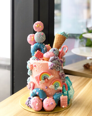 Wonderland Sweet Tooth Candy Cake 2