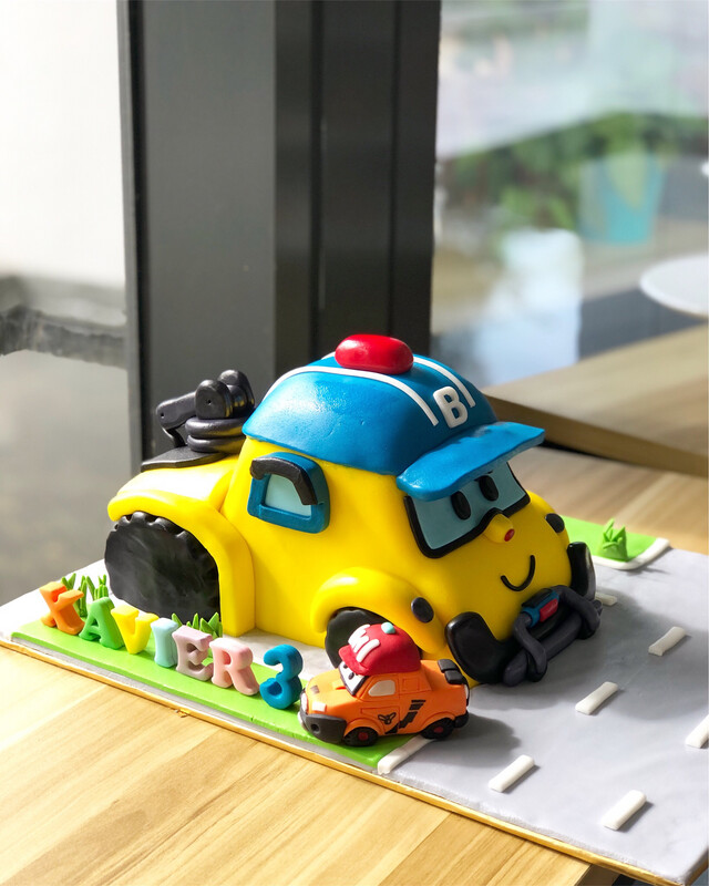 Car - 3D Policar Bucky Cake Car - 3D Policar Bucky Cake