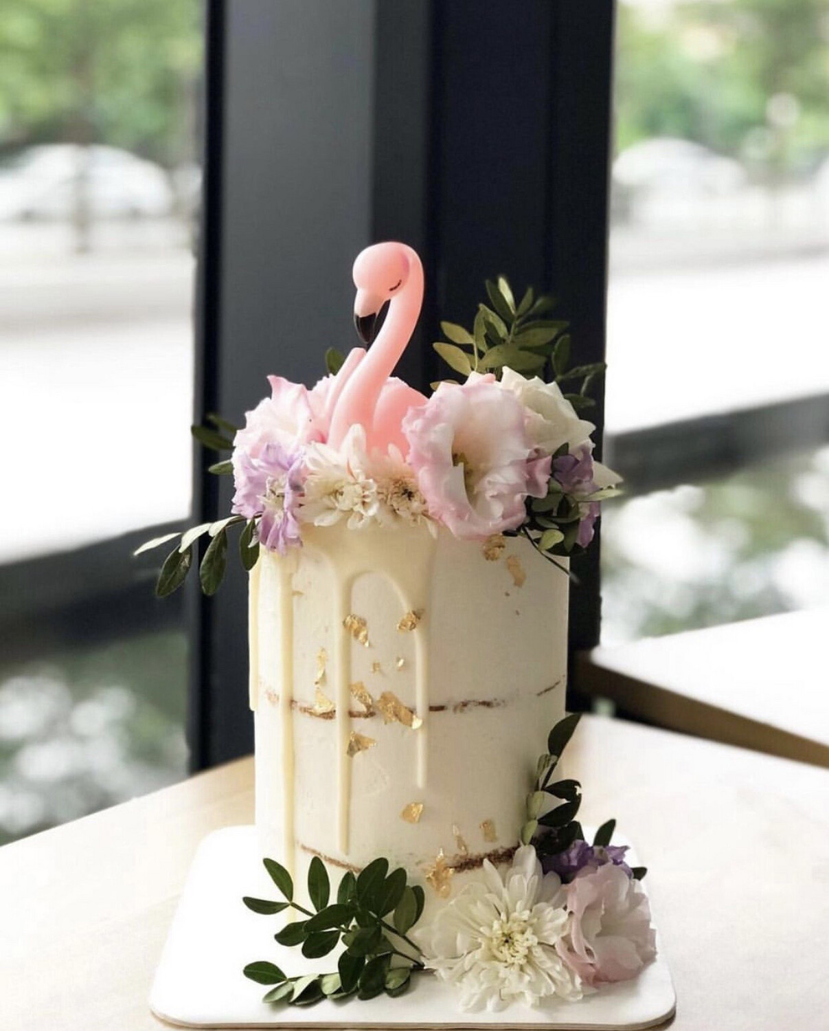 Flamingo / Swan Naked Cake