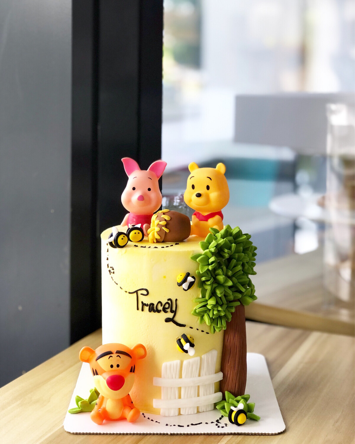 Disney - Winnie the Pooh Cake 2