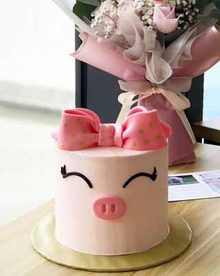 Baby Animal Pig Piggy Cake 2