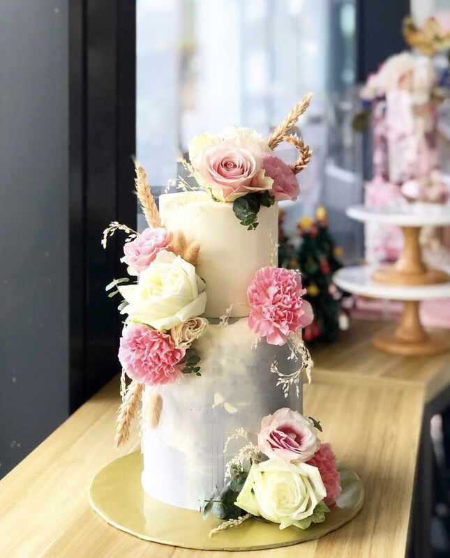 Freesia in 2 Or 3 Tiers Freesia in 2 Or 3 Tiers