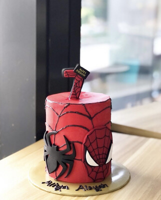 Marvel Avengers Superhero Spiderman Cake 4