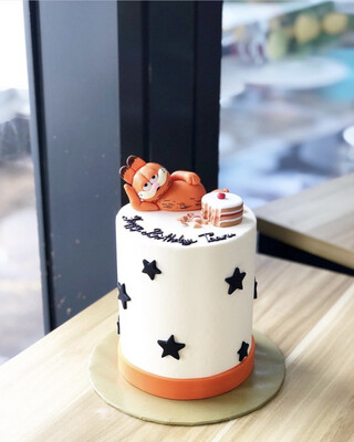 Garfield Cake