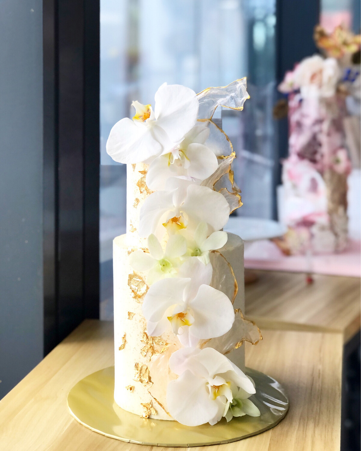 Golden Orchids In 2 Or 3 Tiers Cake