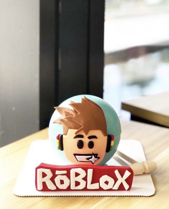 Roblox Pinata / Piñata Cake Knock Ball