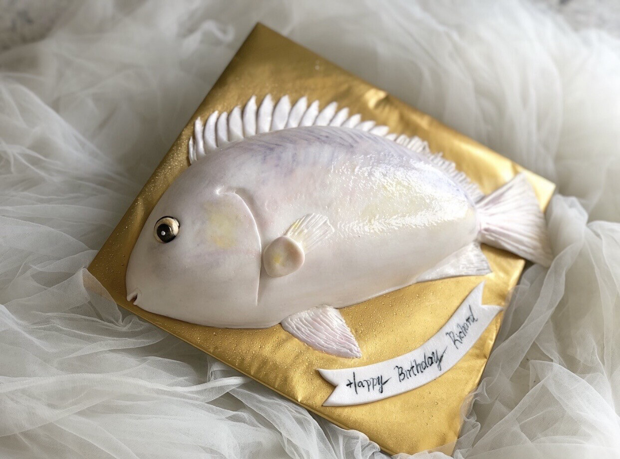 Animal Silver Fish Cake 3D