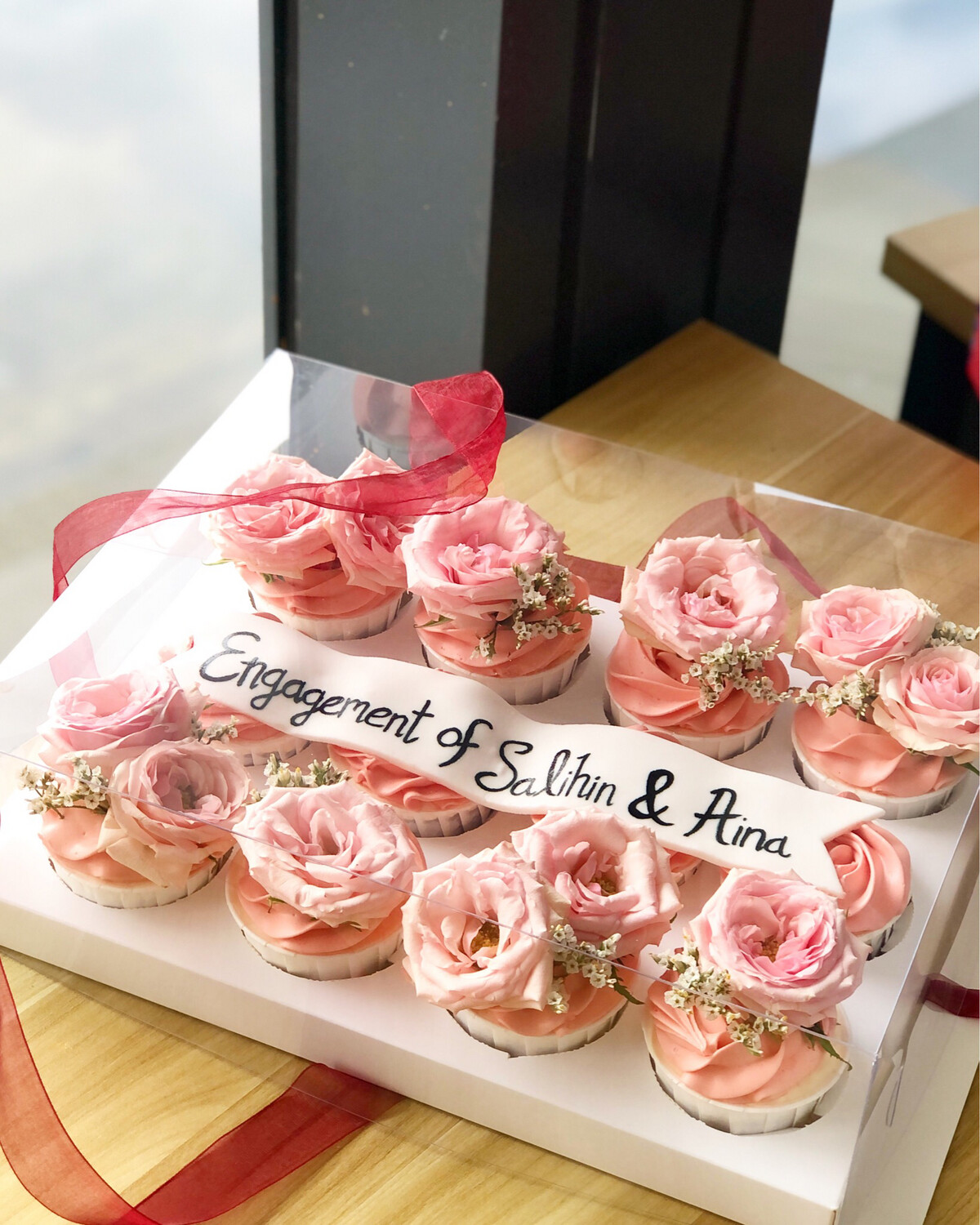 Garden Rose Cupcake 2 (WhatsApp Order)