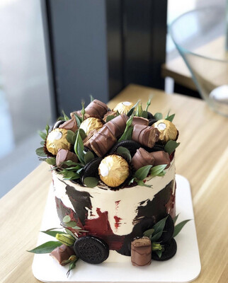 Chocolate Land Cake (WhatsApp Order) 