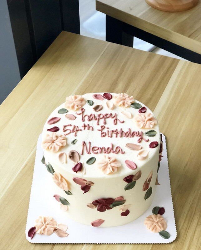 Korean Ins Minimalist Round Cake 5 (WhatsApp Order)