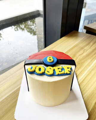 Pokémon / Pokemon Pikachu Cake 1