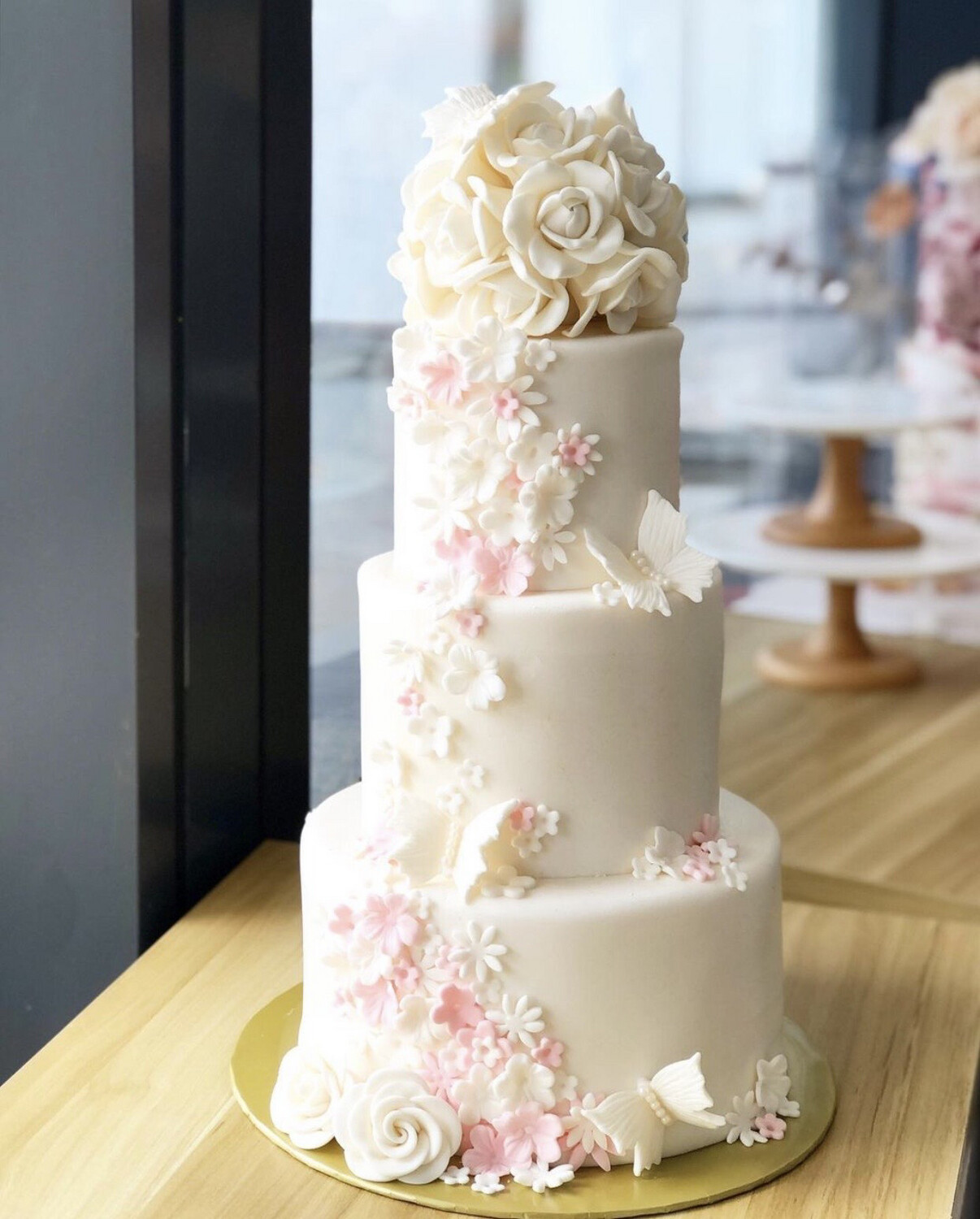 White Calla Wedding Cake In 2 Or 3 Tiers 