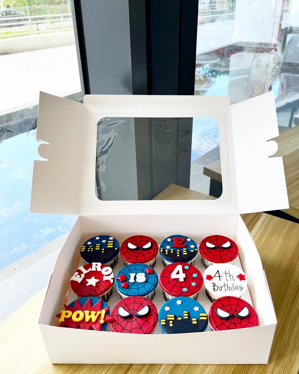 Marvel Avengers Superhero Spiderman Cupcakes