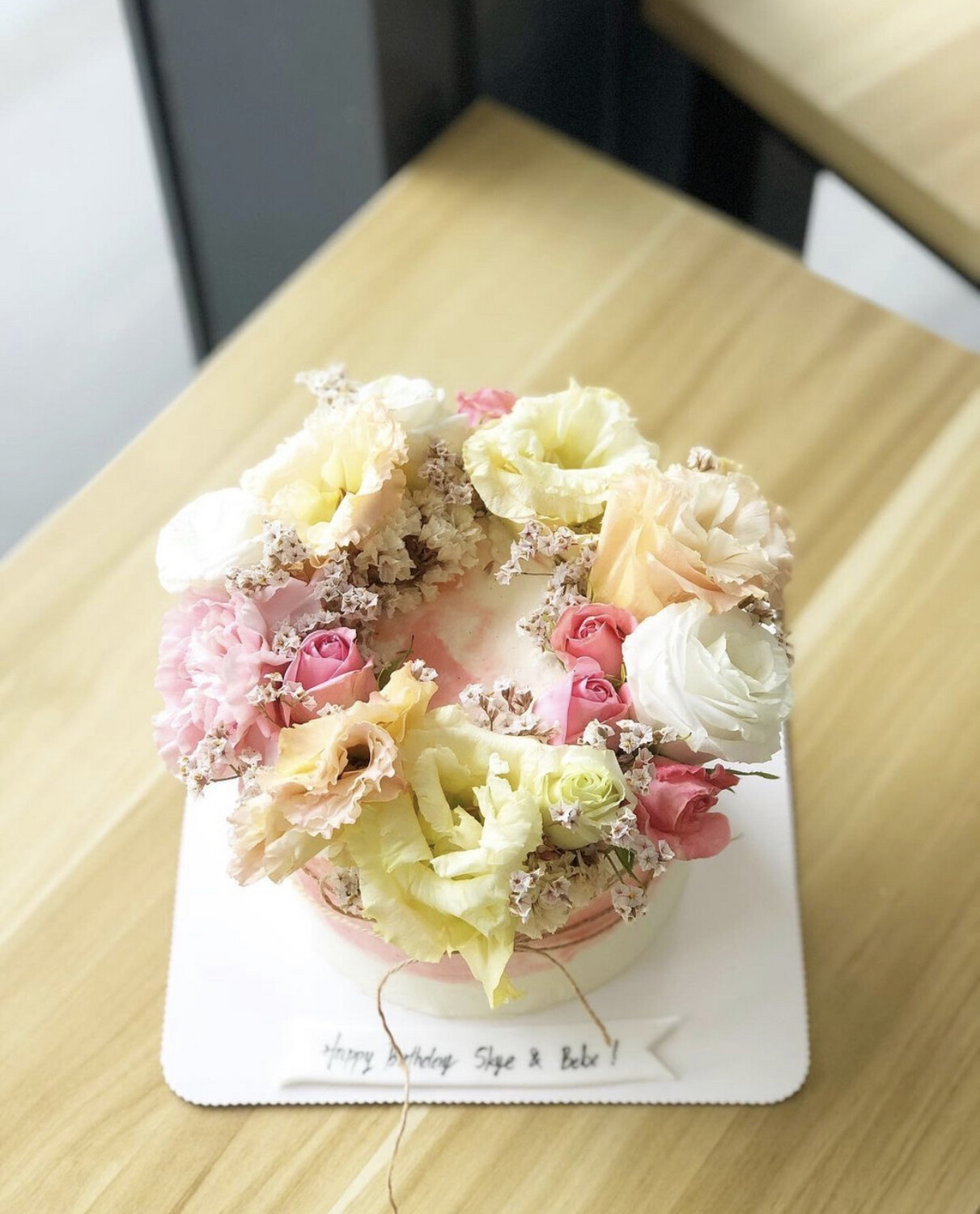Cheryl Mix Floral Cake (WhatsApp Order)
