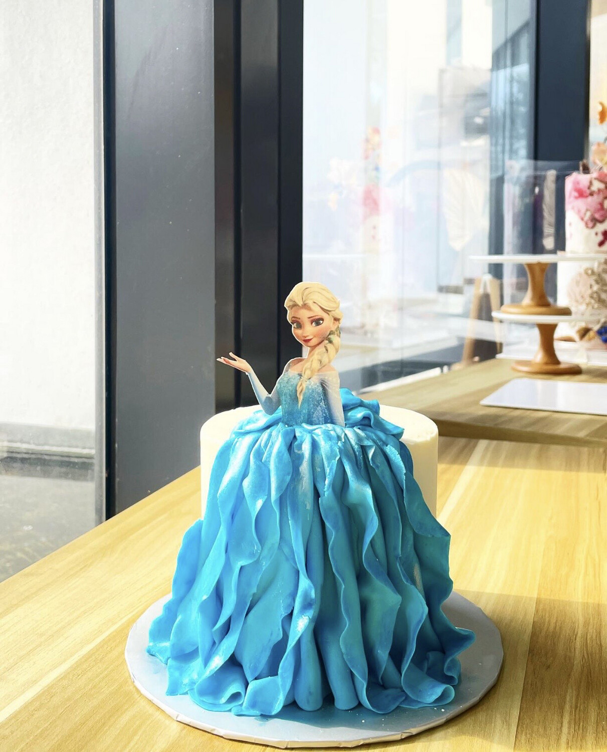 Disney - Elsa Cake 3