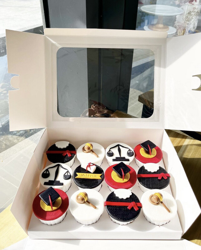I’m A Lawyer Cupcakes 1 - Graduation