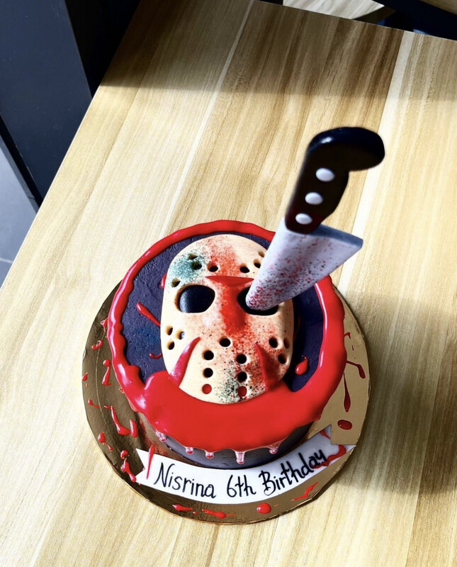 Halloween / Prank Cake - Jason x