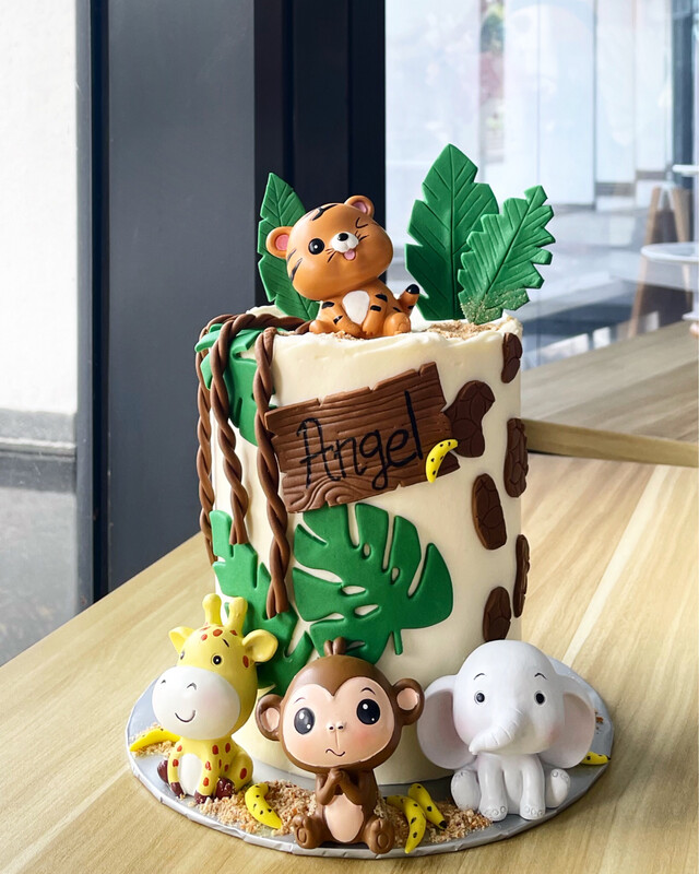 Animal Safari Jungle Cake 10 Animal Safari Jungle Cake 10