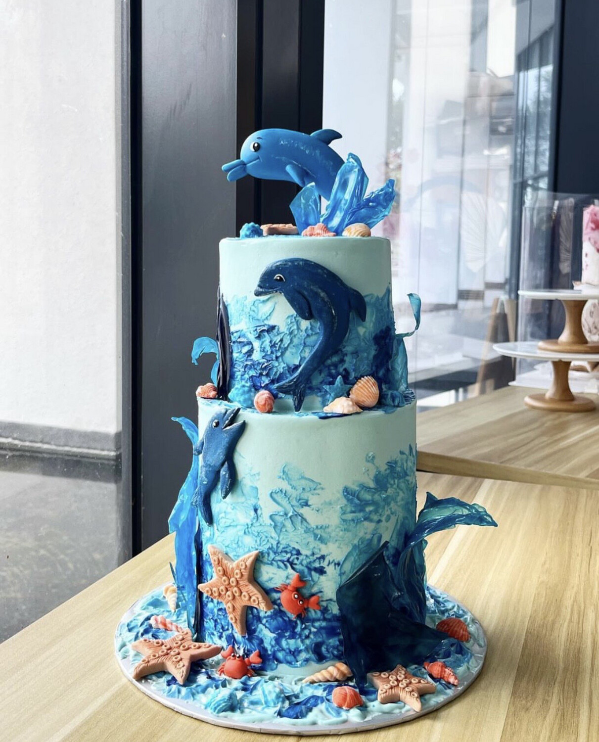 Animal Dolphin Cake In 2 Tiers