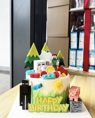 Minecraft Cake 1