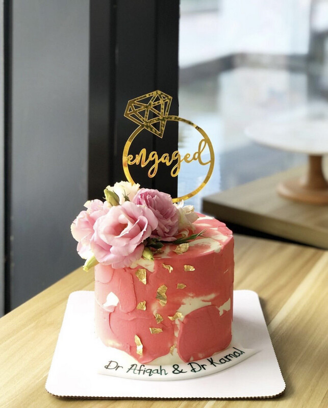 Eustoma Cake 2 (WhatsApp Order)