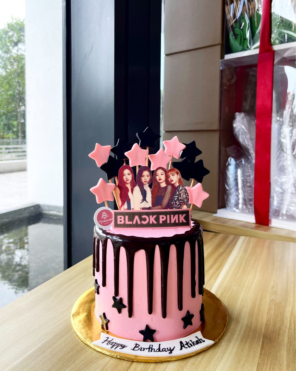 Blackpink / Black Pink Cake 1