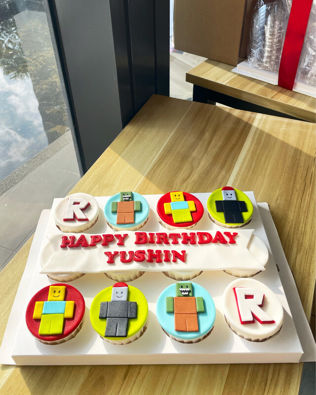 Roblox Cupcakes 1