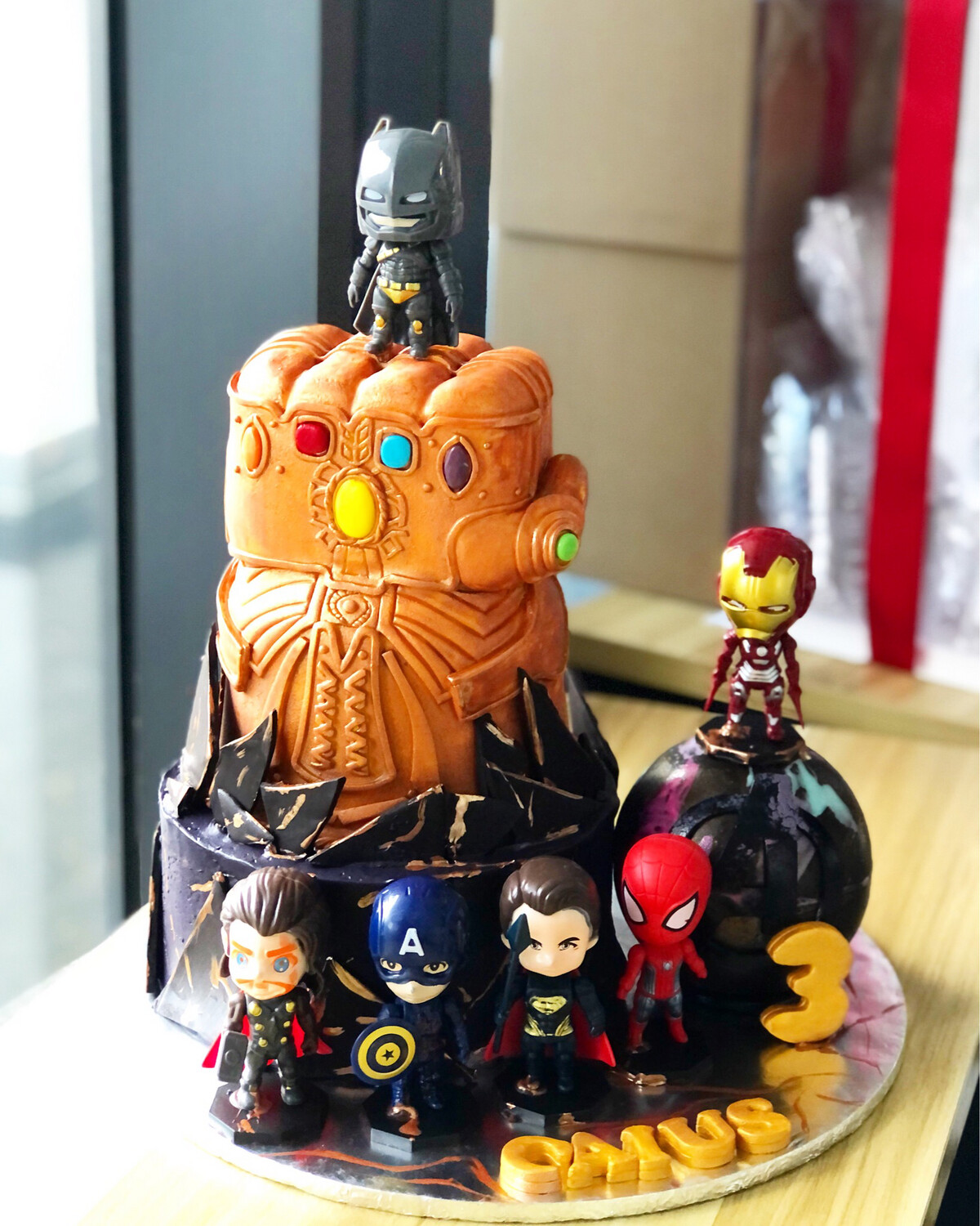 Marvel Avengers Superhero Thanos Hand Cake