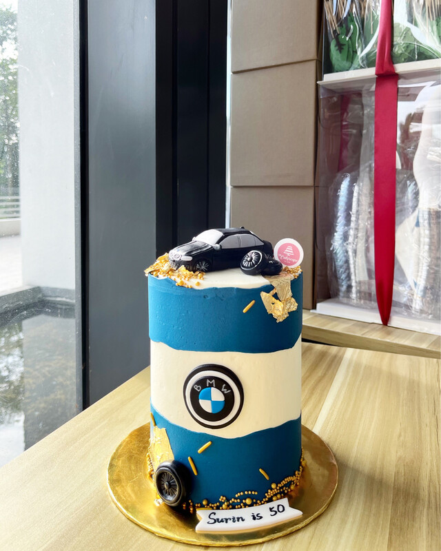 Car Cake -BMW 2 Car Cake -BMW 2
