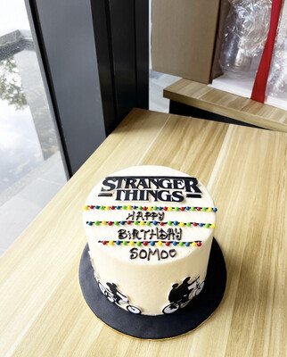 Stranger Things Cake
