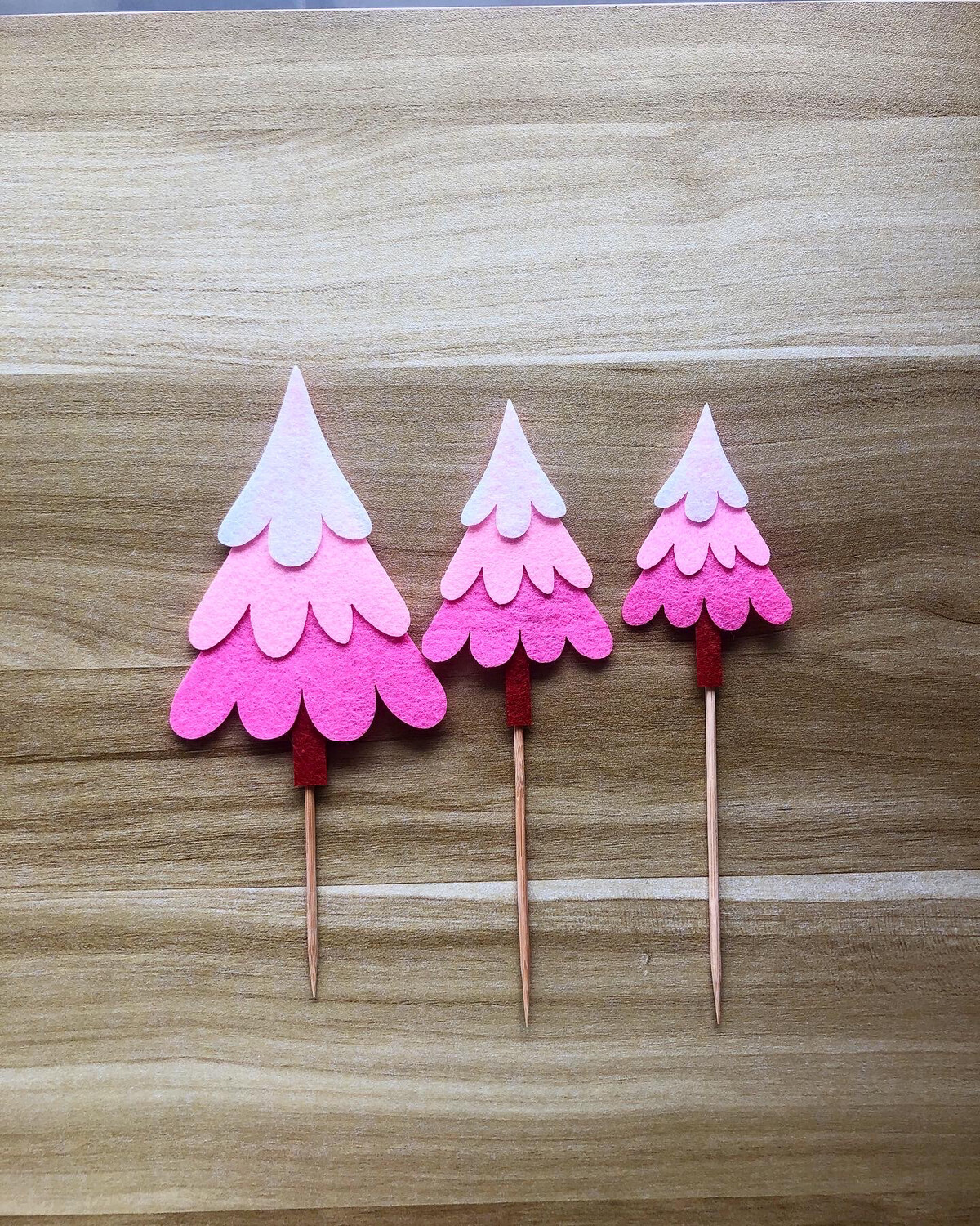 Topper - Tree Set (Pink Triangle)