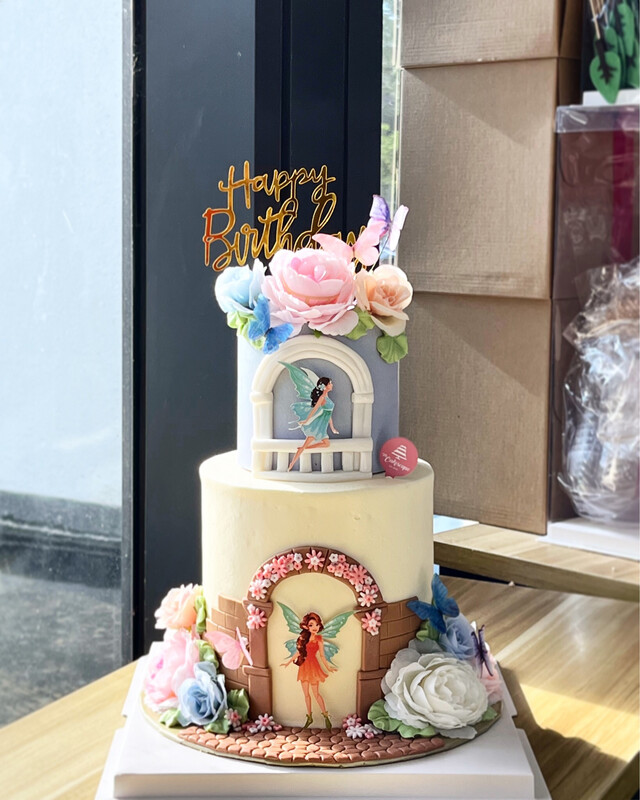 Fairy Tales Cake In 2 Or 3 Tiers Fairy Tales Cake In 2 Or 3 Tiers