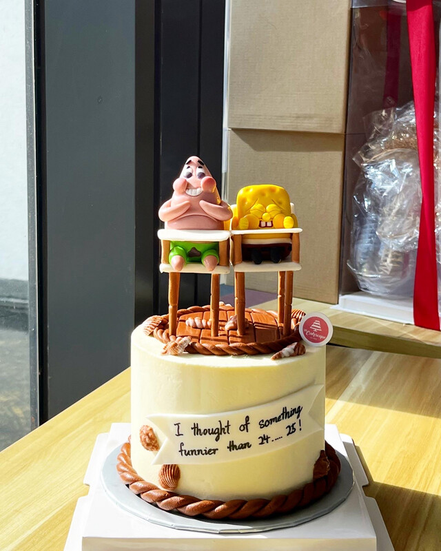 Disney - SpongeBob Patrick Cake 1