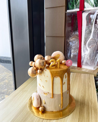 Grey And Gold Cake