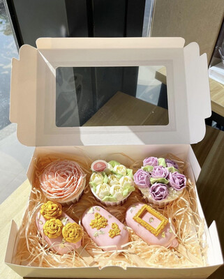 Mix Cupcake And Cakesicles