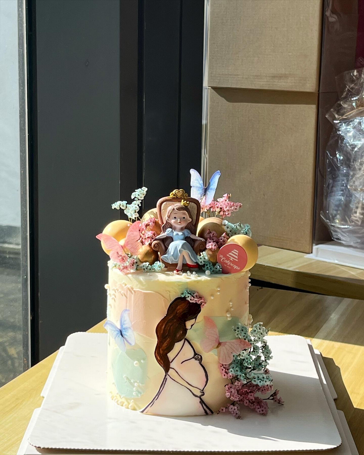 Pregnancy Mom To Be Baby Gender Reveal Cake 2