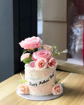 Mothers Day - Matriarch Cake