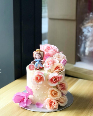Mothers Day - Queen Cake