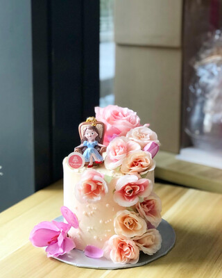 Mothers Day - Queen Cake (WhatsApp Order)