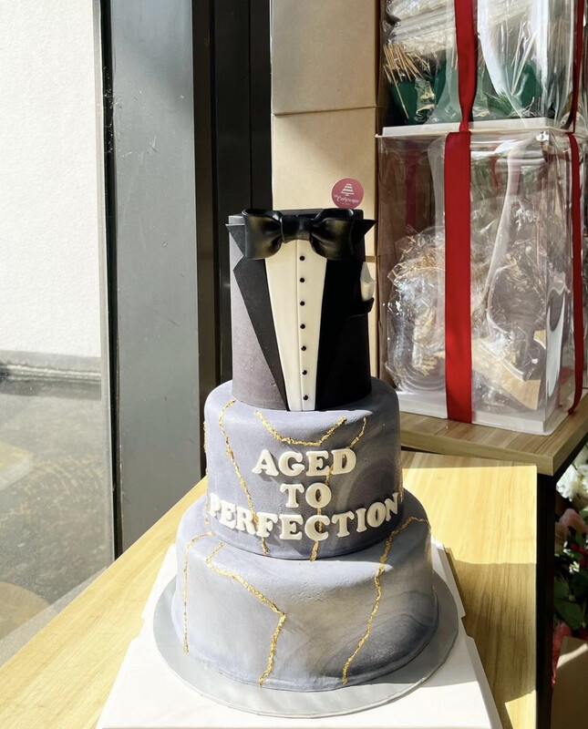 Tuxedo Grey Cake In 2 Or 3tiers Tuxedo Grey Cake In 2 Or 3tiers