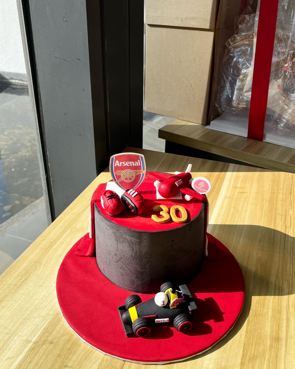 Car Cake - F1 Ferrari 7 - Football Pilot