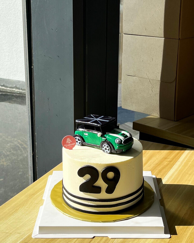 Car Cake - Mini Copper Cake 2 Car Cake - Mini Copper Cake 2