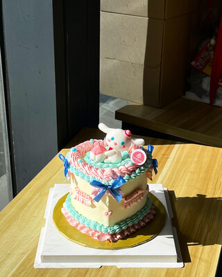 Sanrio - Cinnamoroll Cake 1