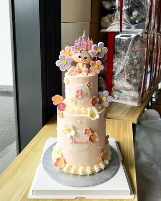 Linabell Cake In 2 Tiers